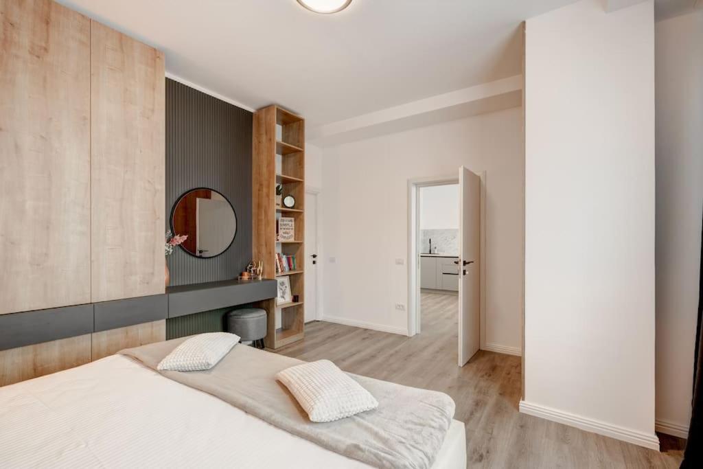 Oasis On Calea Victoriei Apartment บูคาเรสต์ ภายนอก รูปภาพ